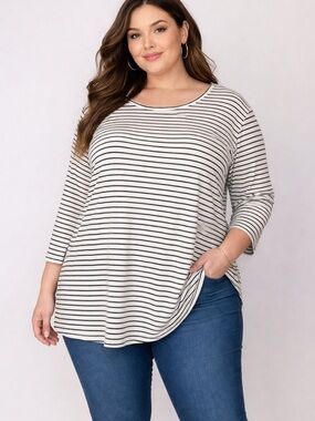 Blue Sky Striped Tunic Top | Black White 3/4 Sleeve Loose Fit. PTP 25